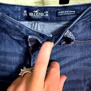 Hollister low rise jean jegging 9R